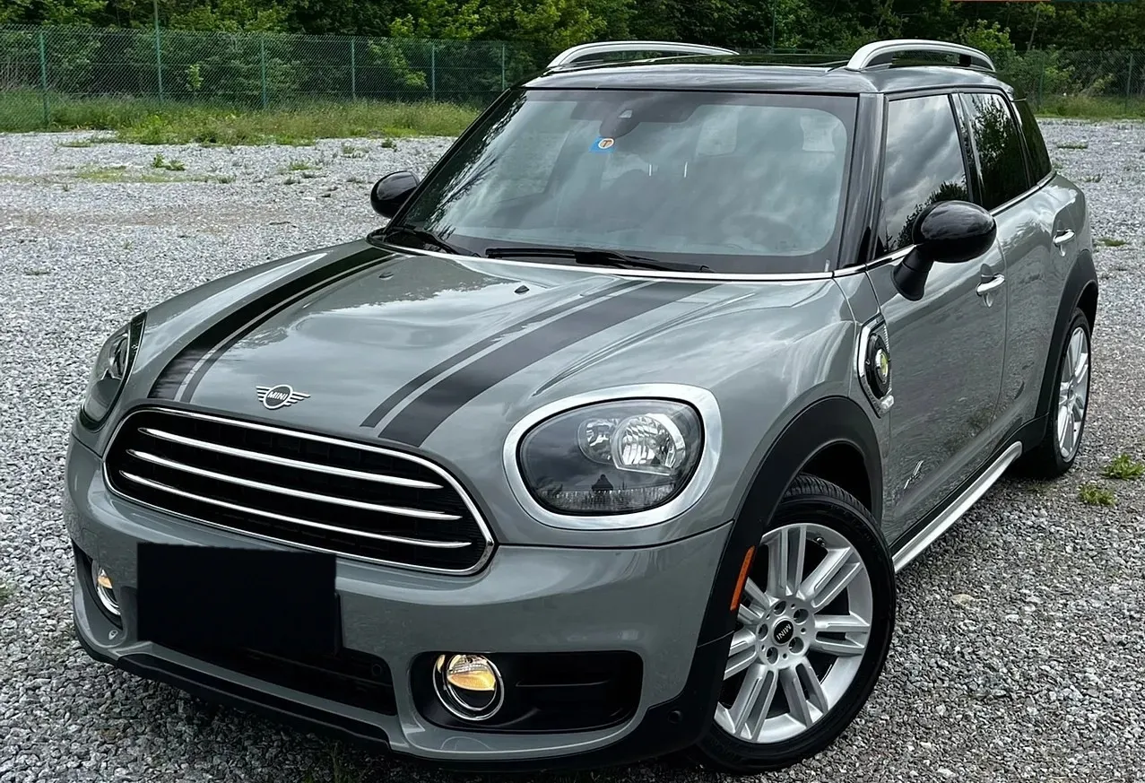 MINI Countryman SE 2019 — сірий гібридний кросовер