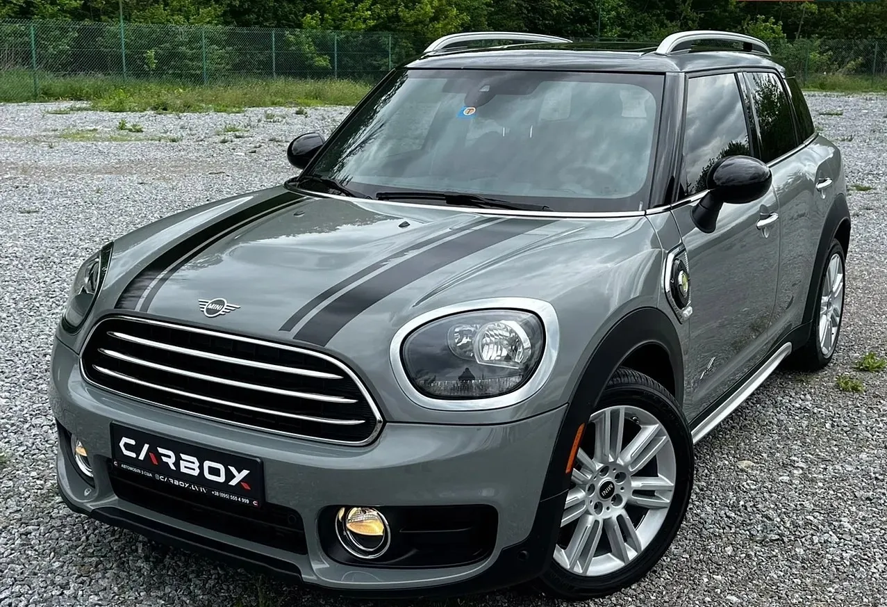 MINI Countryman SE 2019 — сірий гібридний кросовер