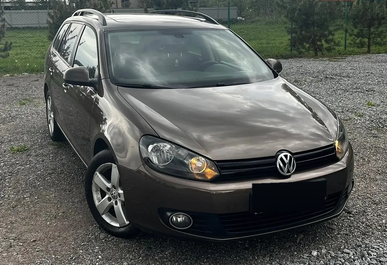 Volkswagen Golf Variant 2012 — коричневий універсал