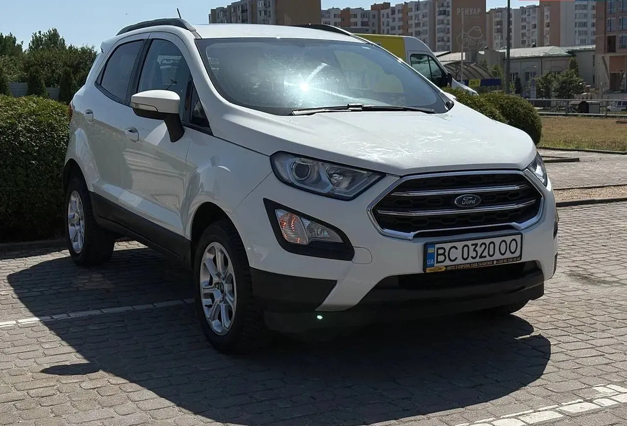 Ford EcoSport 2019 — білий кросовер