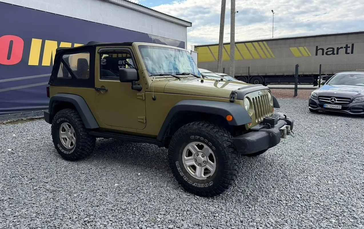 Jeep Wrangler 2013 — фото 2