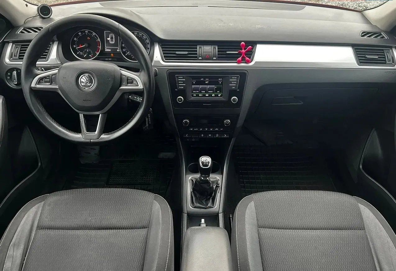 Skoda Rapid Spaceback 2015 — фото 2