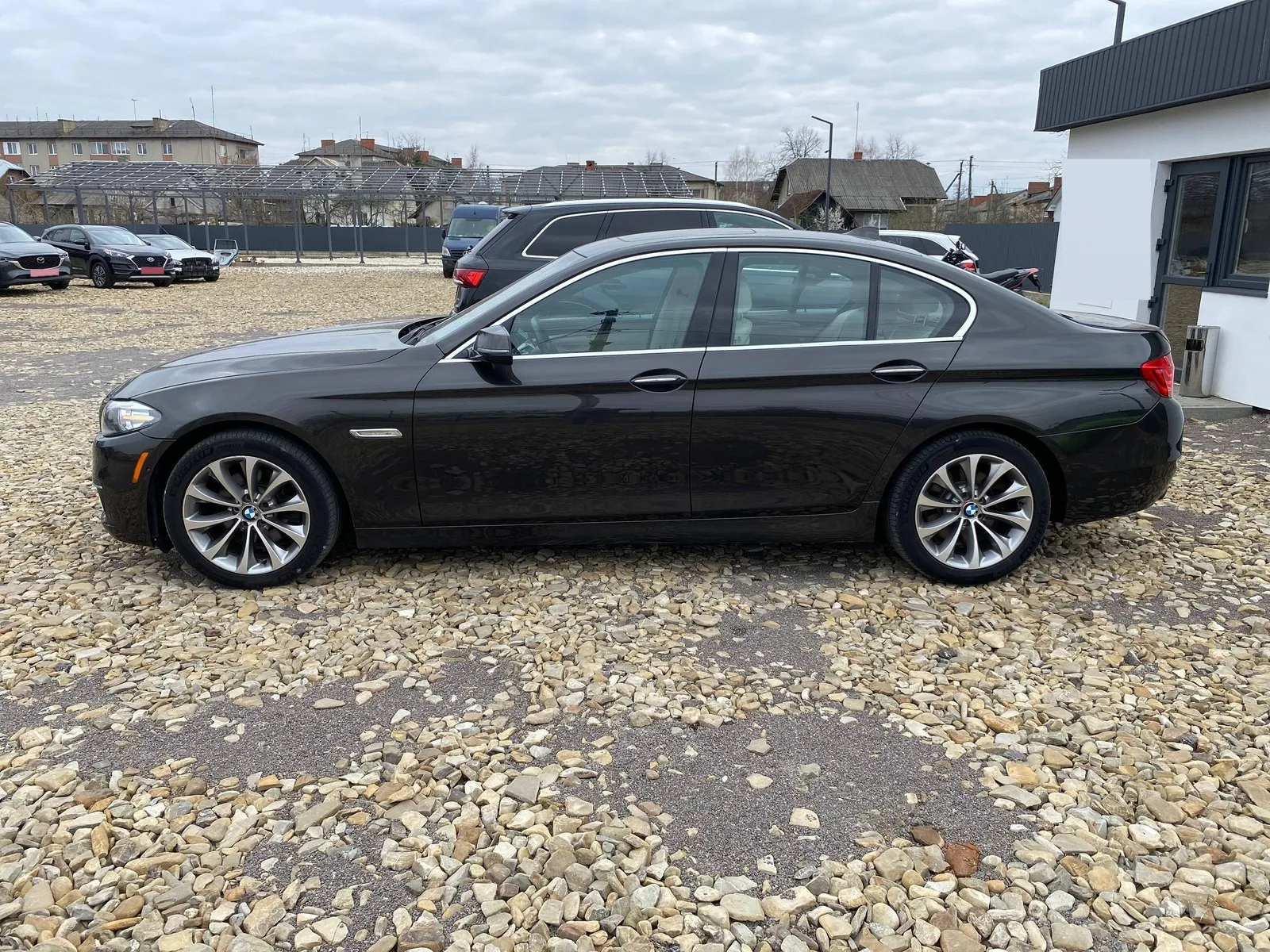 BMW 5 Series 528i 2014 — фото 2