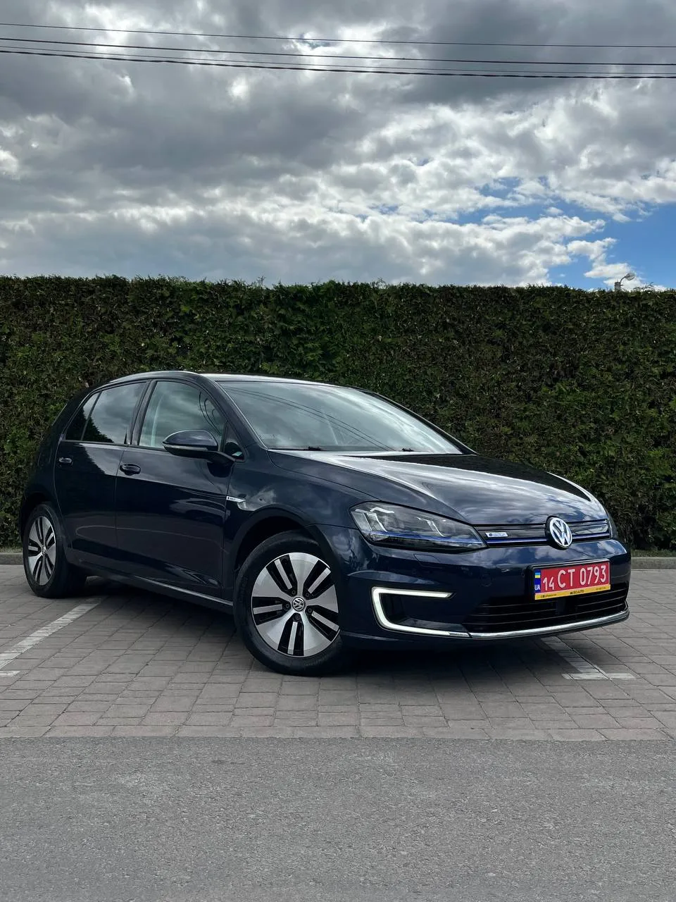 Volkswagen e-Golf 2016 — фото 2