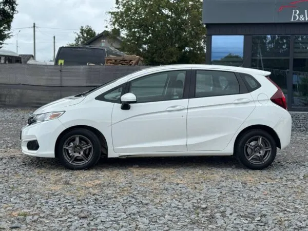 Honda Fit 2018 — фото 2