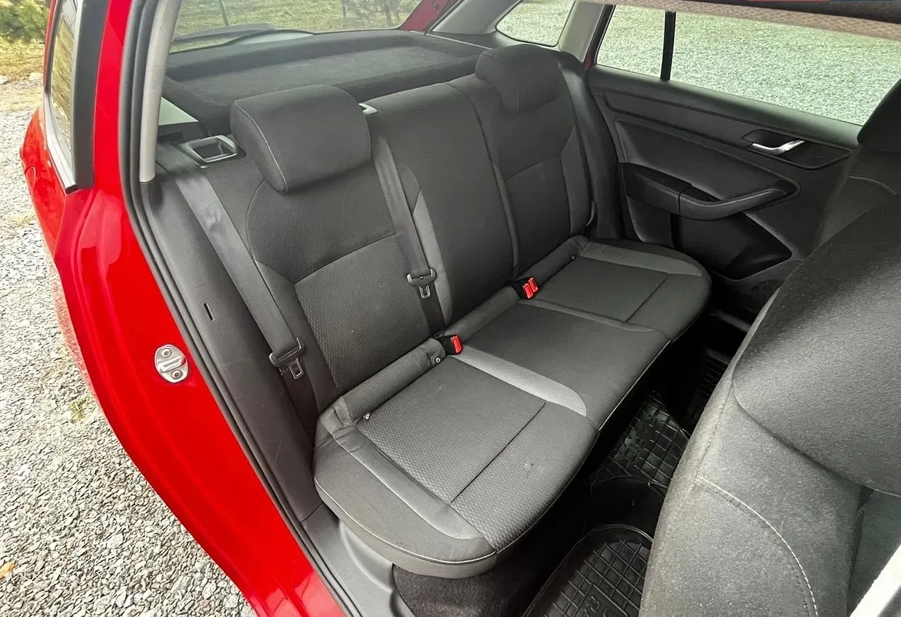 Skoda Rapid Spaceback 2015 — фото 3