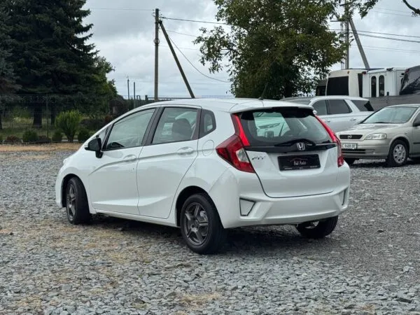 Honda Fit 2018 — фото 3