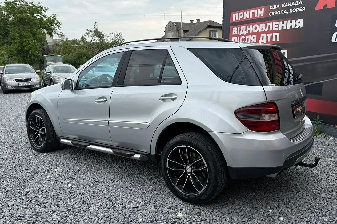 Mercedes-Benz ML 350d 2008 — фото 3
