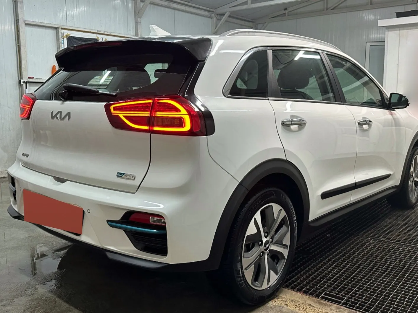 Kia Niro EV 2022 — фото 3
