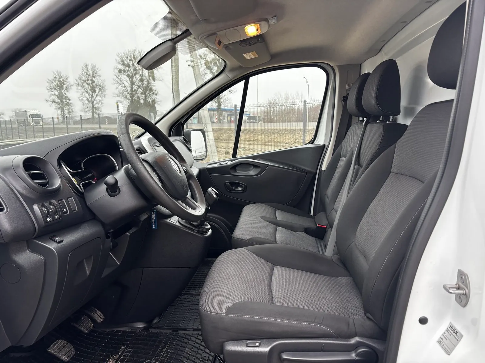 Renault Trafic Long 2020 — фото 3