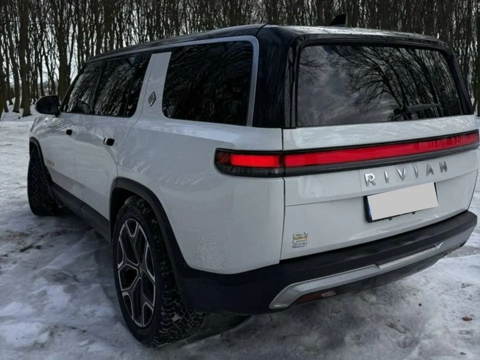 Rivian R1S Quad Motor 2023 — фото 3
