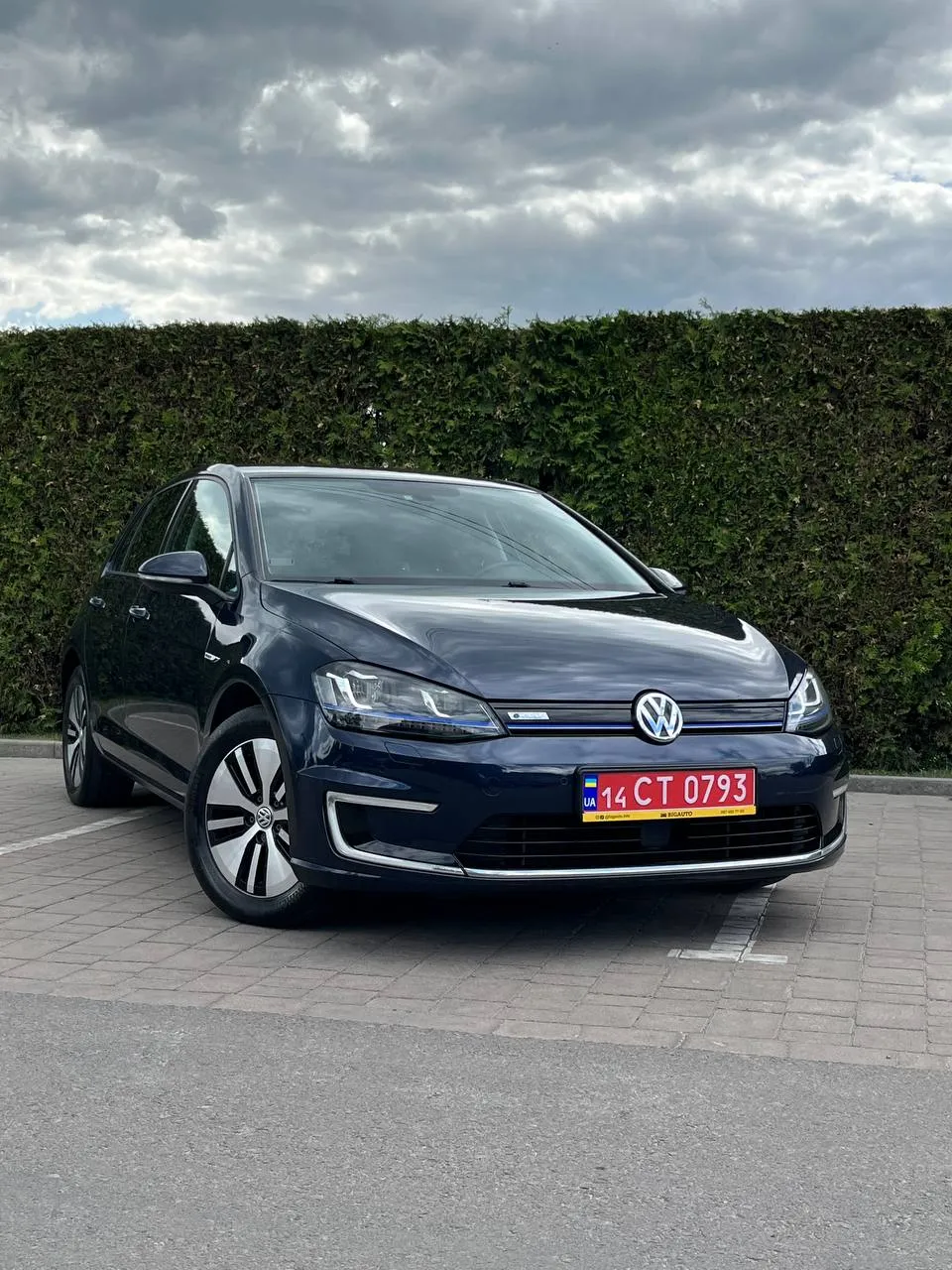 Volkswagen e-Golf 2016 — фото 3