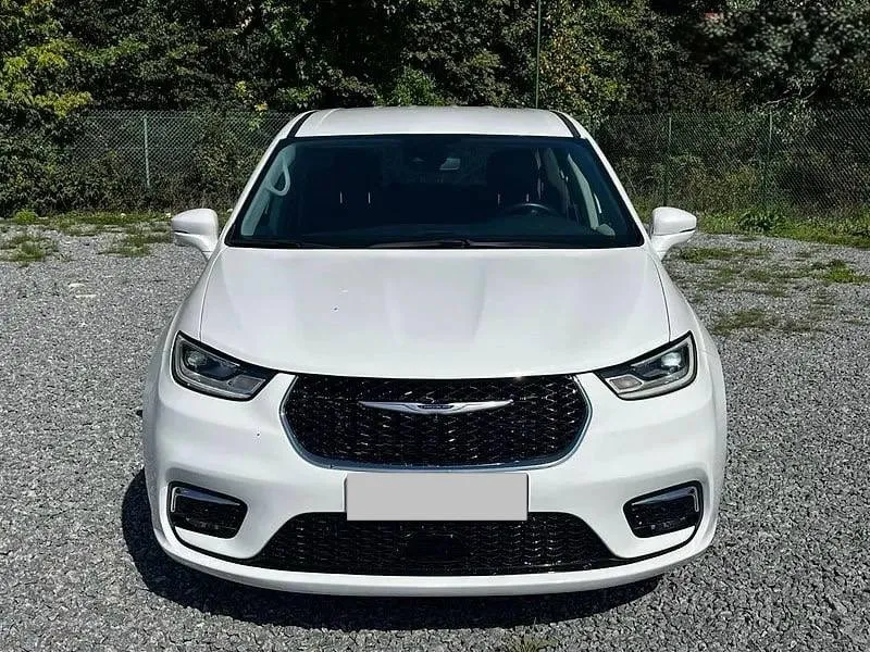 Chrysler Pacifica Hybrid Touring L 2022 — фото 3