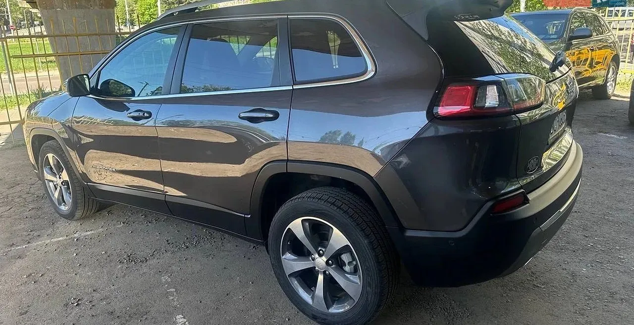 Jeep Cherokee Limited 2018 — фото 3